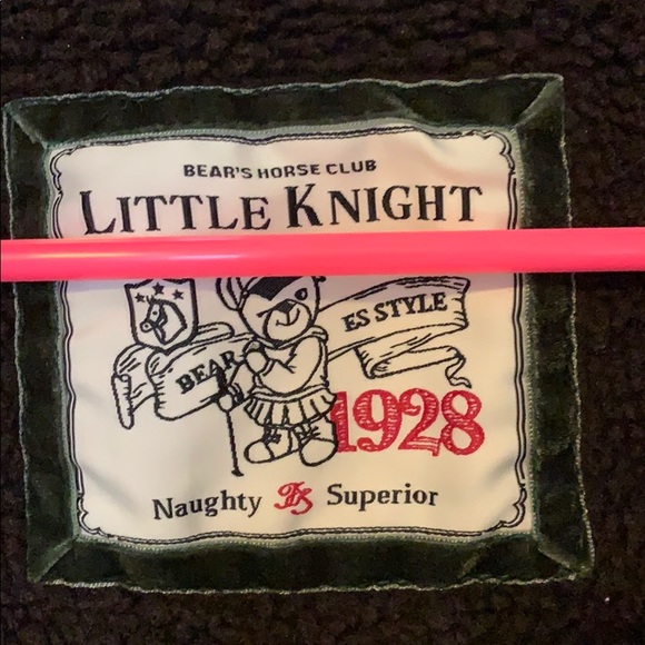 Hooded vest - Picture 4 of 4